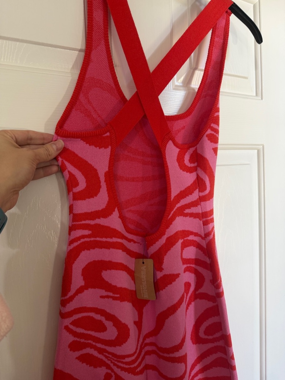 vestique Pink and Red Patterned Midi Dress